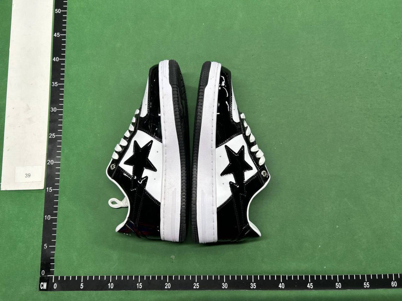    A   BATHING   APE  STA -1