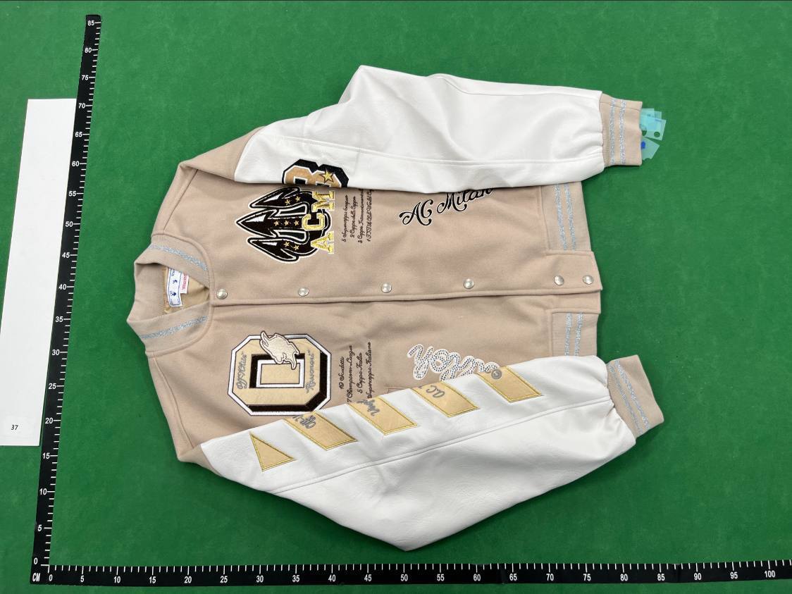 Fashionable and versatile baseball uniform -1