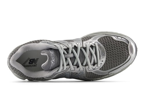 The New Balance 860v2 Sticks To A Silvery Formula(pic5) The New Balance 860v2 Sticks To A Silvery Formula(pic5)