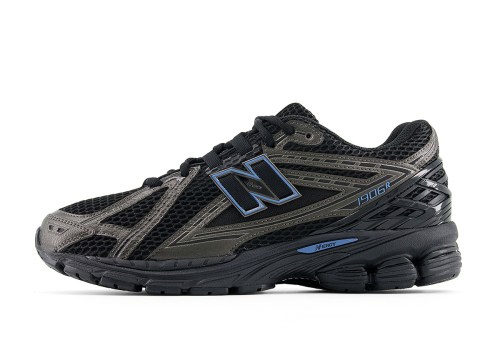 The New Balance 1906R Takes On A Hardy “Black/Blue”(pic1) The New Balance 1906R Takes On A Hardy “Black/Blue”(pic1)