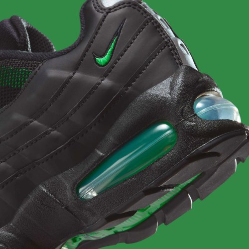 First Look At The Nike Air Max 95 OG “Green Shock”(pic5) First Look At The Nike Air Max 95 OG “Green Shock”(pic5)