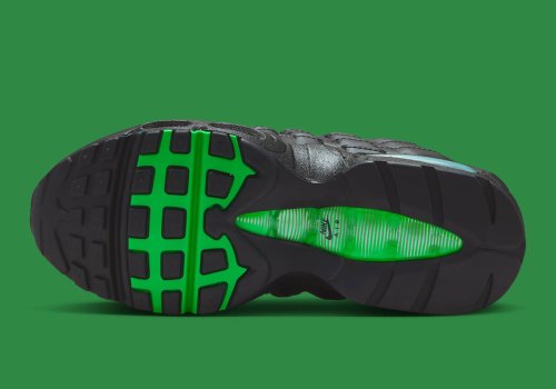 First Look At The Nike Air Max 95 OG “Green Shock”(pic6) First Look At The Nike Air Max 95 OG “Green Shock”(pic6)