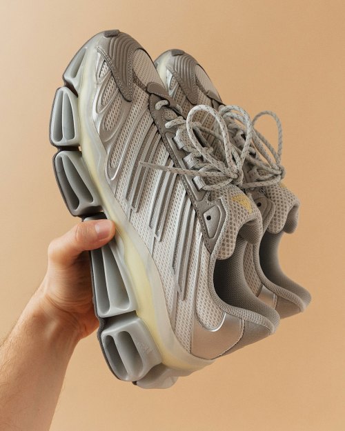 First Look At The adidas Mega X(pic3) First Look At The adidas Mega X(pic3)