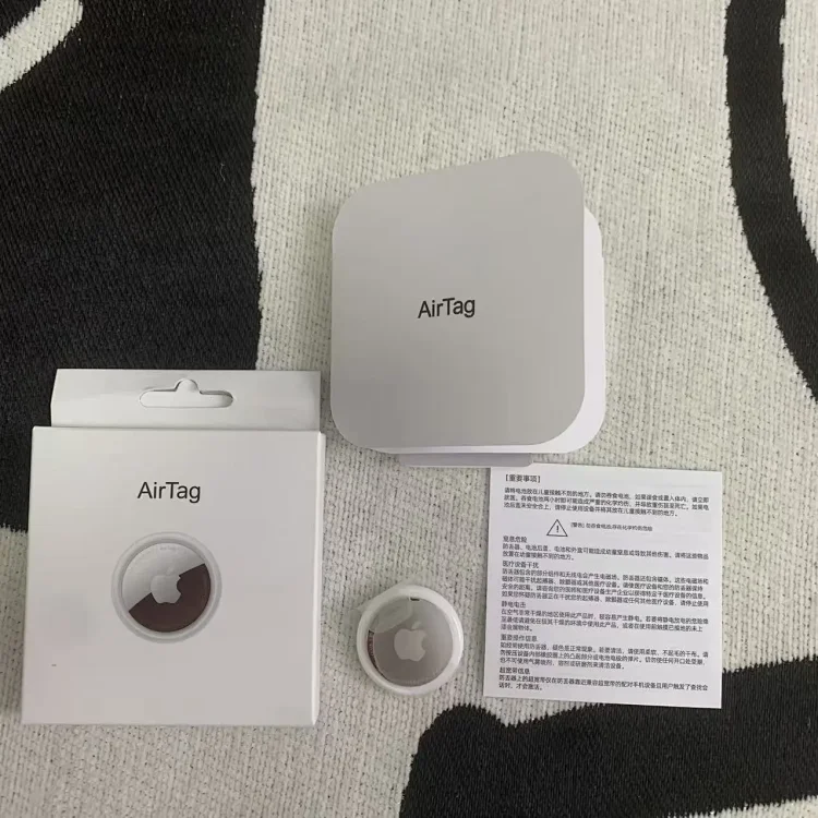 APPLE TAG
